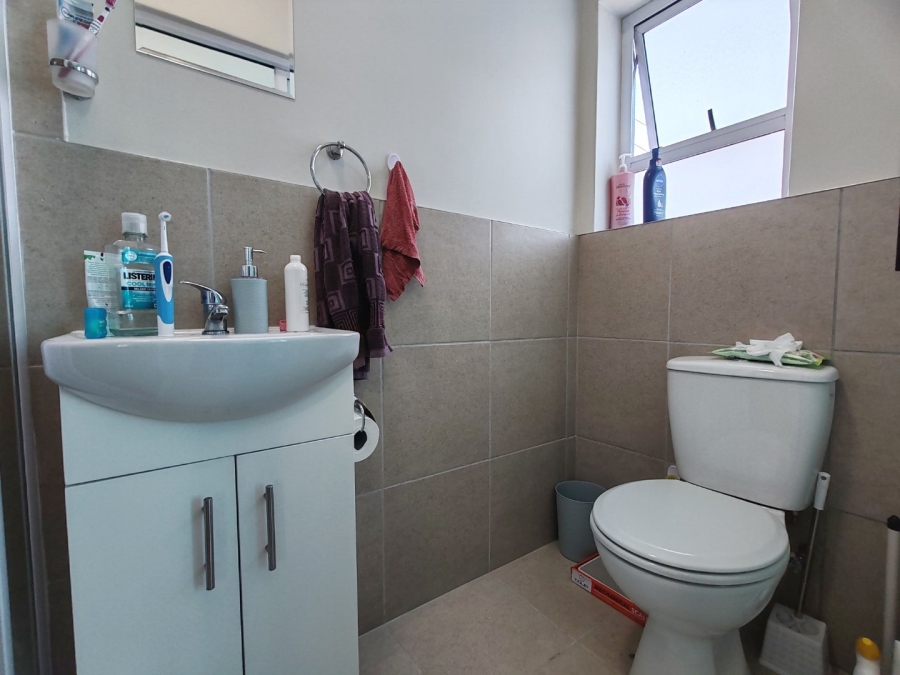 2 Bedroom Property for Sale in Fairview Eastern Cape